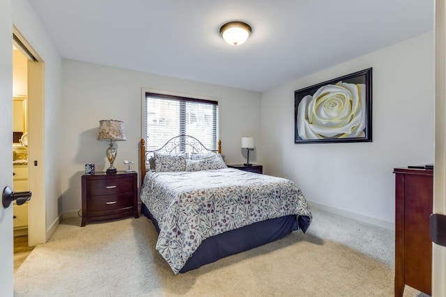6679 S Chickahauk Trl, Middleton, WI 53562 - bedroom featuring baseboards and light colored carpet