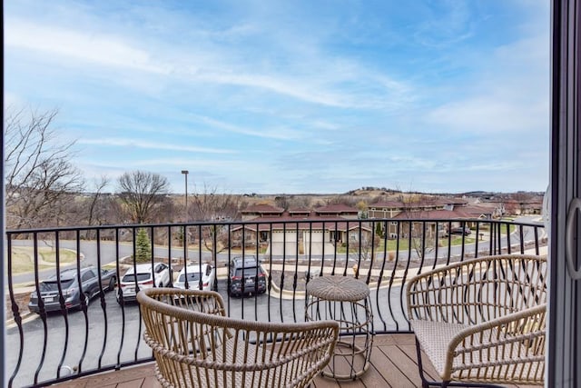 6679 S Chickahauk Trl, Middleton, WI 53562 - balcony with a residential view
