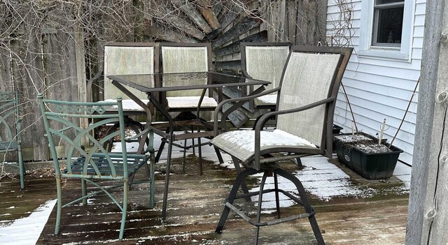 7533 N Evergreen Dr, Algoma, WI 54201 - view of wooden terrace