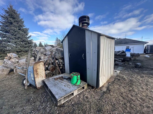 7533 N Evergreen Dr, Algoma, WI 54201 - view of shed