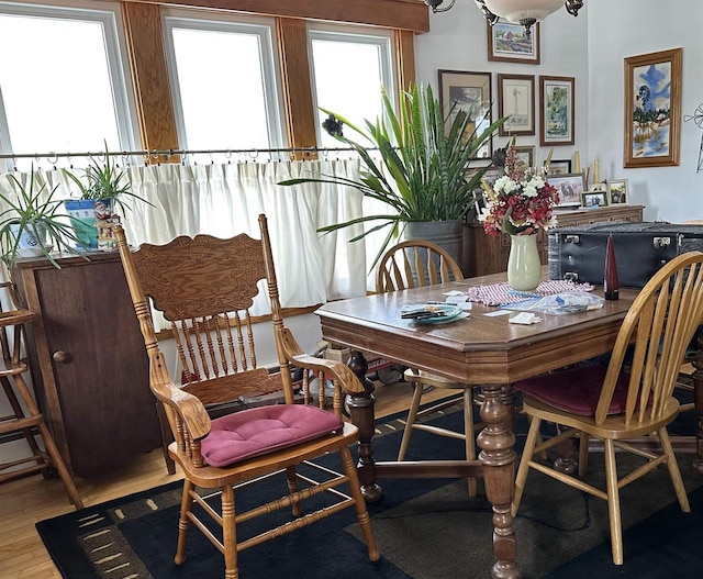 7533 N Evergreen Dr, Algoma, WI 54201 - dining room with wood finished floors
