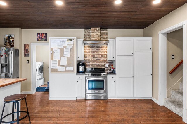 3304 Nicolet Dr, Green Bay, WI 54311 - kitchen with wood ceiling, white cabinets, stainless steel appliances, and washer / dryer