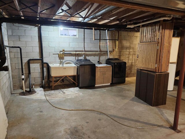 N9148 Sandy Lake Rd, Neshkoro, WI 54960 - unfinished below grade area featuring a sink and washing machine and dryer