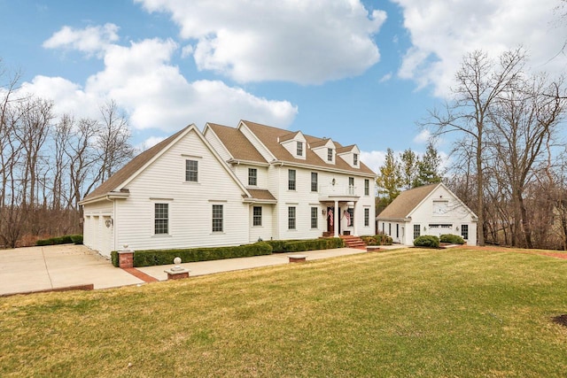 S51W29202 Ridgefield Rd, Waukesha, WI 53189 - view of front of property with a garage and a front lawn