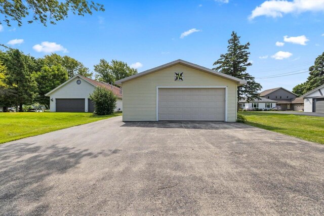 W1335 N Blue Spring Lake Dr, Palmyra, WI 53156 - view of detached garage