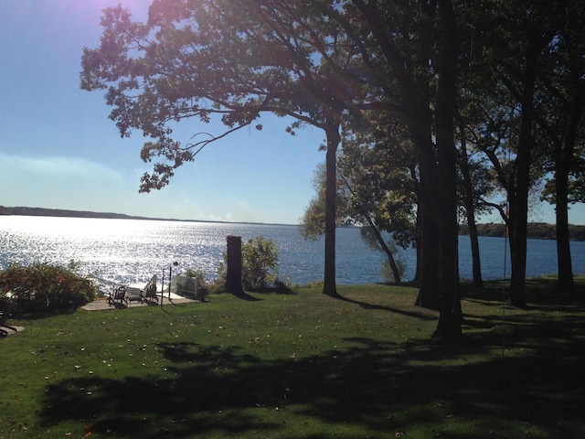549 Illinois Ave, Green Lake, WI 54941 - property view of water
