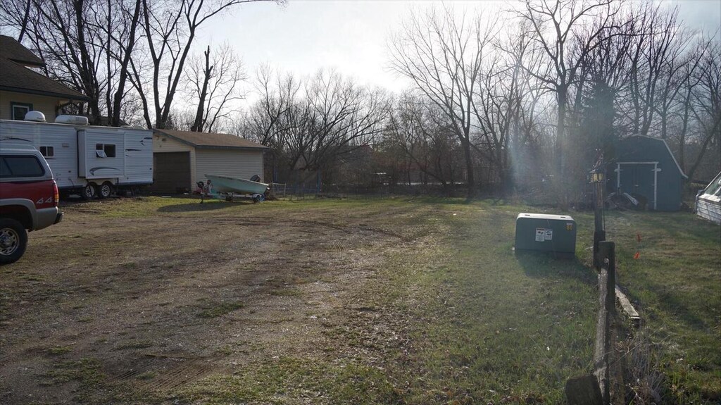 207 N Main St, Dousman, WI 53118