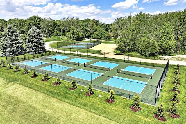 831 Sauganash Dr, Fontana, WI 53125 - view of sport court with fence and a lawn