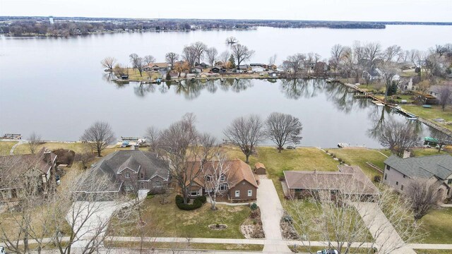 2015 Hickory Ln, Oshkosh, WI 54901 - aerial view featuring a residential view and a water view
