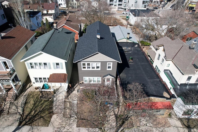birds eye view of property featuring a residential view