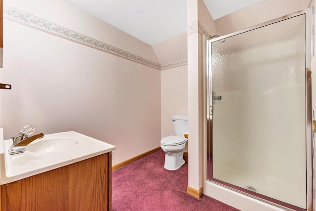 W8547 Cloverleaf Lake Rd, Clintonville, WI 54929 - full bathroom featuring a shower stall, toilet, baseboards, vaulted ceiling, and vanity