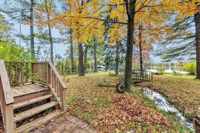 W8547 Cloverleaf Lake Rd, Clintonville, WI 54929 - view of yard featuring a water view