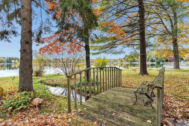 W8547 Cloverleaf Lake Rd, Clintonville, WI 54929 - wooden terrace with a water view