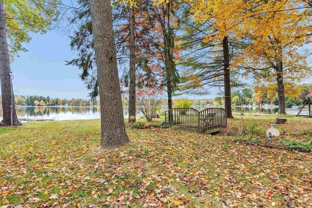 W8547 Cloverleaf Lake Rd, Clintonville, WI 54929 - view of grassy yard with a water view