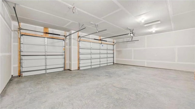 1517 Creekwood Dr, New Richmond, WI 54017 - view of garage