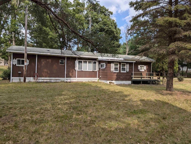 2123 French St, Friendship, WI 53934 - view of front of house with a front lawn