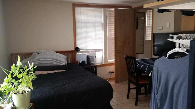 615 Congress St, Eau Claire, WI 54703 - bedroom featuring light tile patterned floors