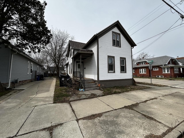 1842 Lasalle St, Racine, WI 53402 - traditional-style house with driveway and a residential view