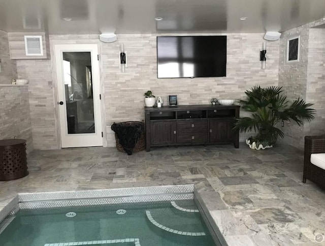 4786 Cardinal Ln, Sun Prairie, WI 53590 - interior space featuring a jacuzzi