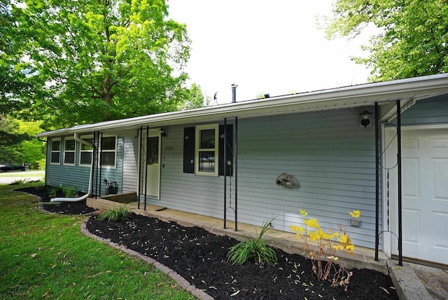 9789 N White Lake Rd, Suring, WI 54174 - view of front of home