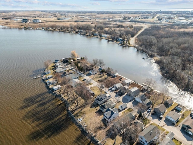 2963 Sunset Point Ln, Oshkosh, WI 54904 - bird's eye view with a residential view and a water view
