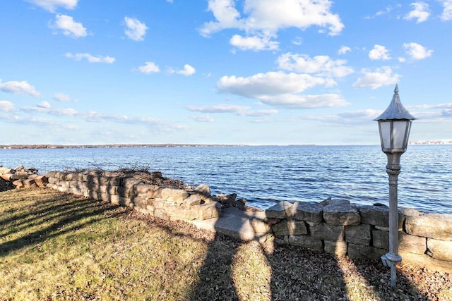 2963 Sunset Point Ln, Oshkosh, WI 54904 - view of water feature