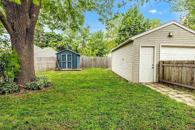106 Leon St, Madison, WI 53714 - view of yard