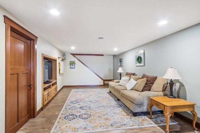 N3759 Airport Rd, Cambridge, WI 53523 - living area featuring baseboards, recessed lighting, and wood finished floors
