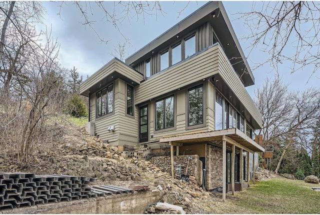 1020 Lake St, Prescott, WI 54021 - view of home's exterior