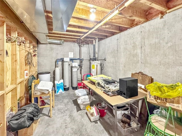10244 124th St, Chippewa Falls, WI 54729 - unfinished below grade area with water heater