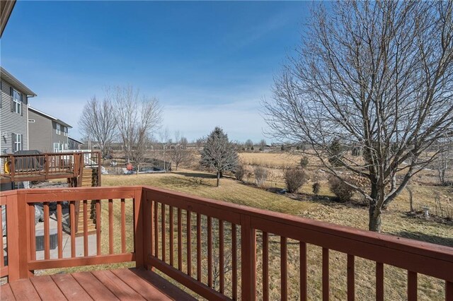 3943 Mill Run Rd, Eau Claire, WI 54703 - deck with a yard