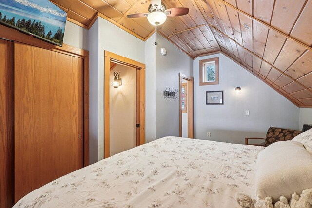 W9160 Ripley Rd, Cambridge, WI 53523 - bedroom featuring a ceiling fan, vaulted ceiling, and wood ceiling