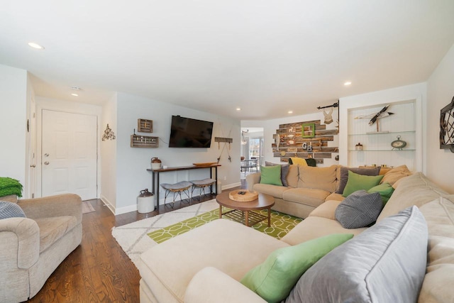 1501 Walls St, Green Bay, WI 54304 - living area featuring wood finished floors, recessed lighting, and baseboards