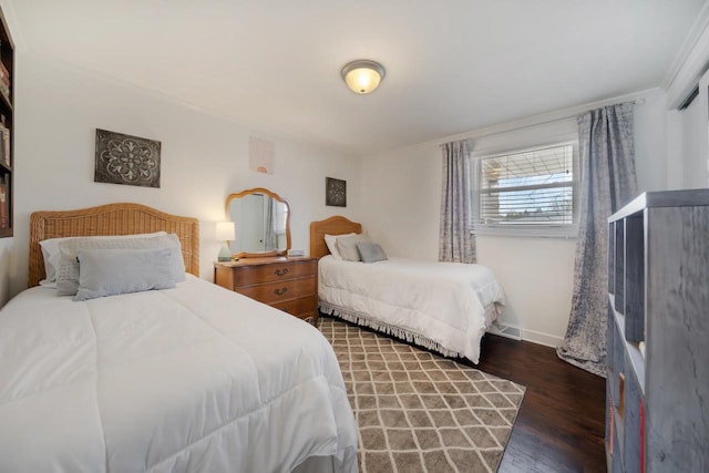 1501 Walls St, Green Bay, WI 54304 - bedroom featuring wood finished floors and baseboards