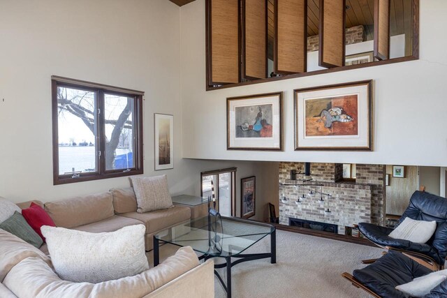 2136 White Swan Dr, Oshkosh, WI 54901 - living room featuring a towering ceiling and carpet