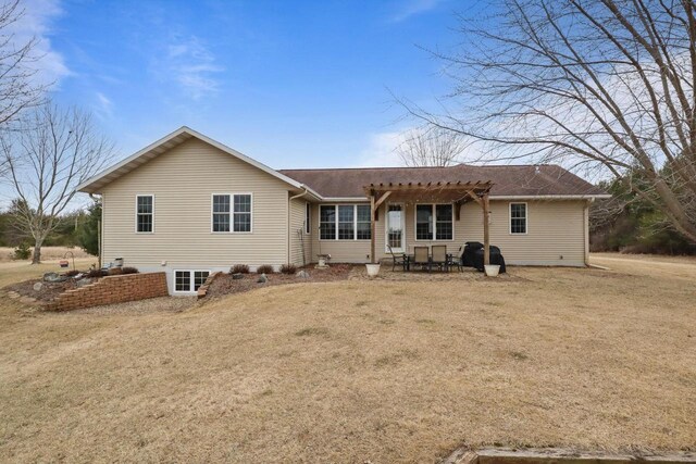 9521 County Road Ww, Wisconsin Rapids, WI 54494 - view of front of property featuring a patio area and a pergola