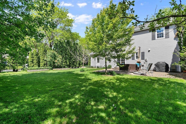 2 Oak Glen Ct, Madison, WI 53717 - view of green lawn featuring a patio