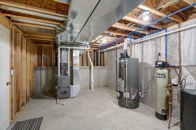 4062 Red Hawk Run, Black Earth, WI 53515 - unfinished below grade area featuring water heater and heating unit