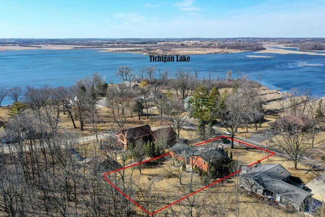 29323 Riverview Ln, Waterford, WI 53185 - drone / aerial view with a water view