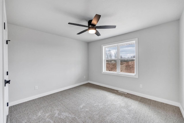 1377 Shelby Ln, De Pere, WI 54115 - carpeted spare room featuring ceiling fan, baseboards, and visible vents
