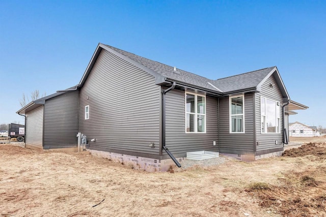 1377 Shelby Ln, De Pere, WI 54115 - view of side of home with a shingled roof