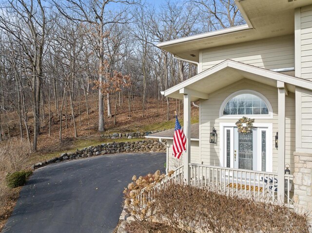 1066 Edinborough Ct, Lake Geneva, WI 53147 - entrance to property with aphalt driveway