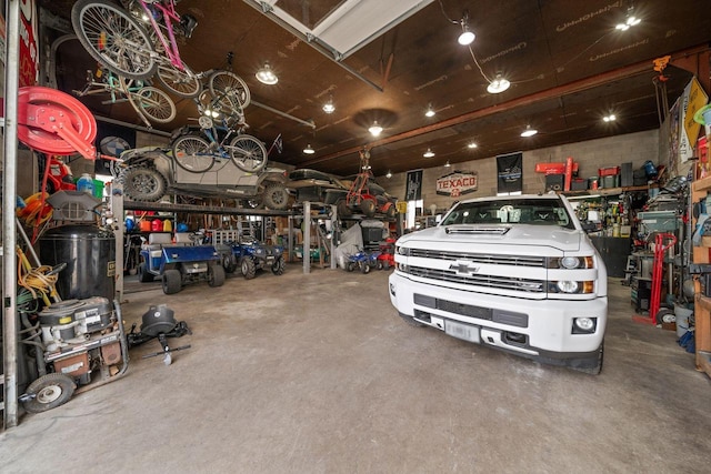 30847 Sun Ct, Burlington, WI 53105 - garage featuring a workshop area