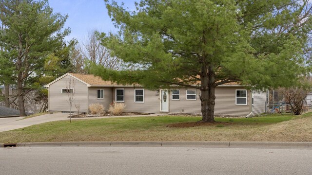 637 1st St, North Street, La Crescent, MN 55947