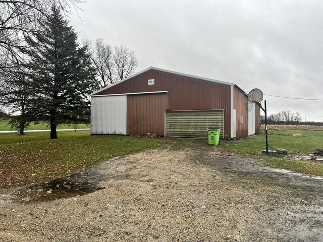 5169 Kratz Rd, Omro, WI 54963 - view of pole building with a yard and dirt driveway