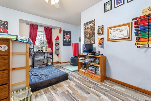 101 Brookview Pl, Combined Locks, WI 54113 - bedroom featuring wood finished floors and ceiling fan