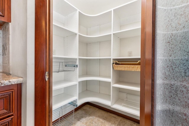 2151 Sunrise Dr, Appleton, WI 54914 - view of pantry