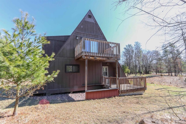 317 Darby Ct, Nekoosa, WI 54457 - view of front facade featuring a deck