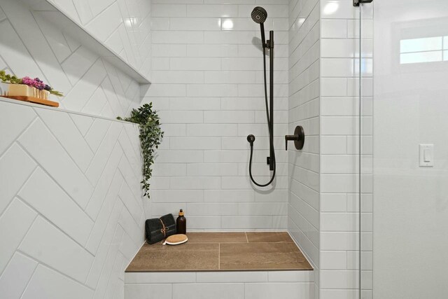 8437 Creek View Ln, Mount Pleasant, WI 53406 - bathroom with tiled shower