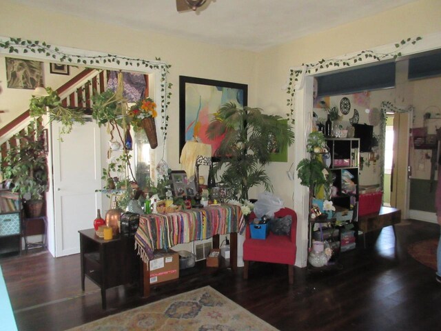 dining room with visible vents and wood finished floors